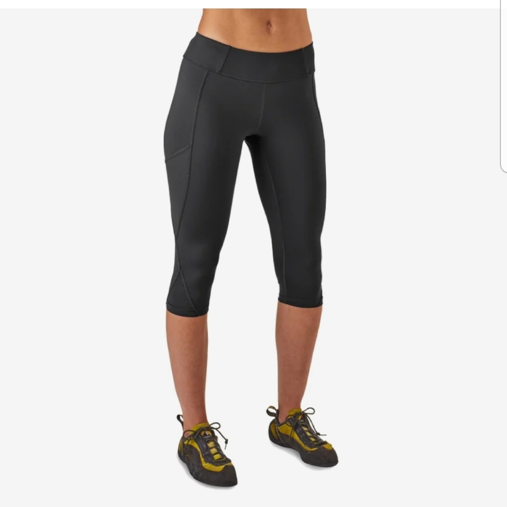 Patagonia capri leggings w/ pockets